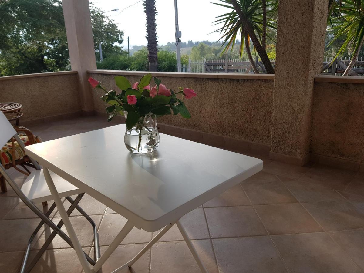 B&B Agreebreak Rende Bagian luar foto
